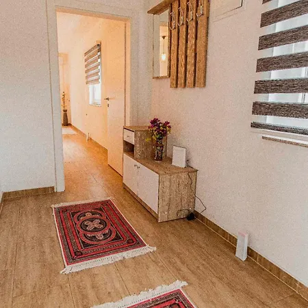 Apartman Eden *