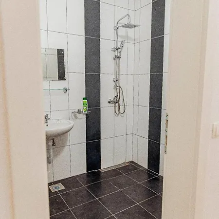 Eden Apartman